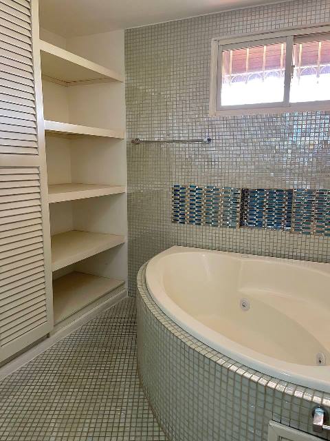 6af68024-4f42-49ca-ab3a-3932e8e8b97d