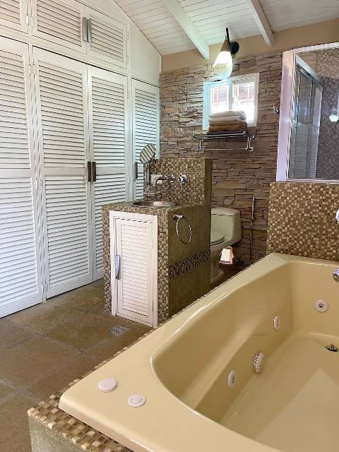 7dabc6d5-6589-431f-8430-9be1a08f70a4