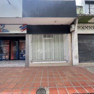 Local Av. Mérida frente a Plaza Bolívar. Ref 1594