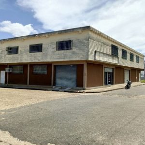 Local en calle Lara con calle Cajigal. Anaco. Ref: 1631
